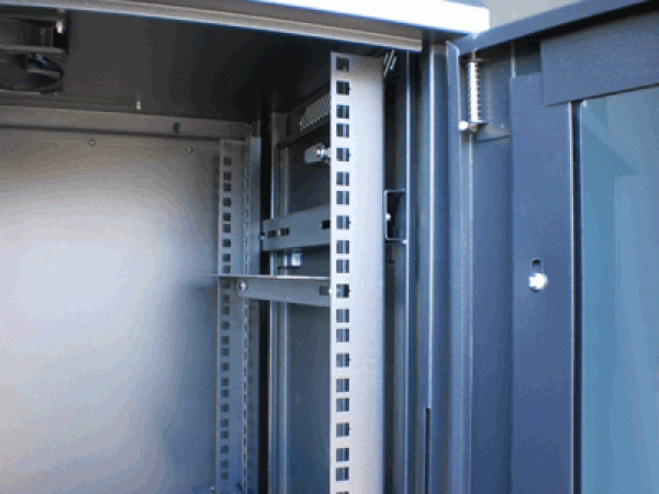 Datacom 19" rozvádzač 6U/ 450 mm (sklo) čierny 