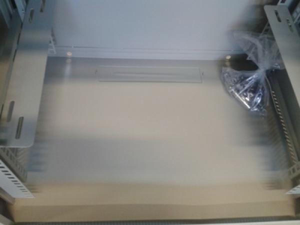 Datacom 19" rozvádzač jednodielny 15U/ hl.450mm 