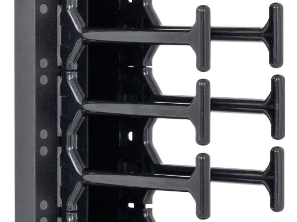 19" vyväzovací panel 45U - Hrebeň, dvojradový čierny