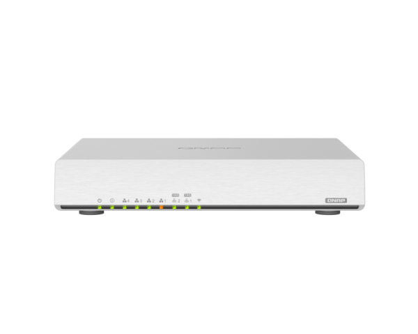 QNAP Wi-Fi 6 SD-WAN router QHora-301W (4x GbE / 2x 10GbE / 2x USB 3.2 / 8 interních antén) 
