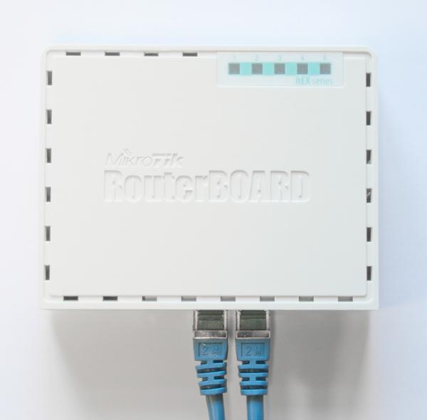 Mikrotik RB750Gr3, hEX, 256MB RAM, 880MHz, 5xGigabitLAN, L4 