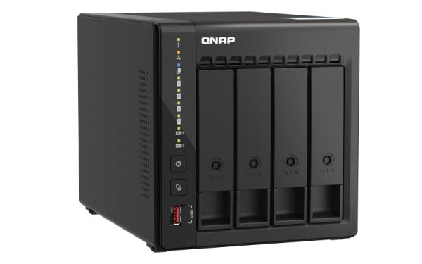 QNAP TS-453E-8G (4core 2, 6GHz, 8GB RAM, 4x SATA, 2x M.2 NVM slot, 2x HDMI 4K, 2x 2, 5GbE, 4x USB) 