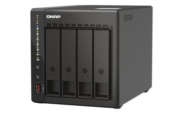 QNAP TS-453E-8G (4core 2, 6GHz, 8GB RAM, 4x SATA, 2x M.2 NVMe slot, 2x HDMI 4K, 2x 2, 5GbE, 4x USB) 