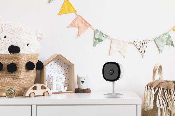 iGET HOME Camera CS1 White - WiFi IP FullHD 1080p kamera, nočné videnie, dvojcestné audio, microSD 