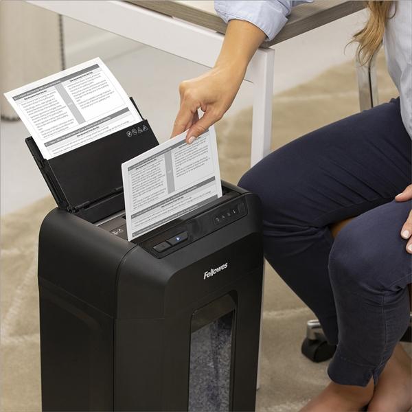 Fellowes Skartovač AutoMax 80 M 