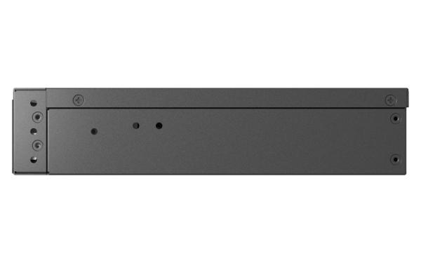 QNAP riadený switch QSW-M3216R-8S8T (8x 10GbE porty + 8x 10G SFP+ porty, polovičná šírka) 