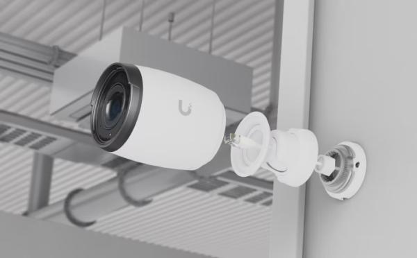 UBNT UVC-AI-Pro - UVC AI Professional kamera,  8MP - White 