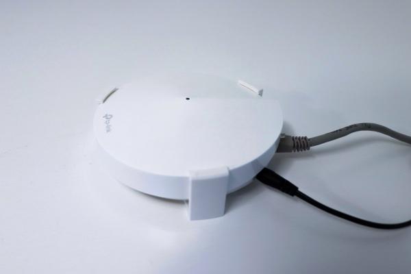 TP-LINK držiak DECO M5 na strop aj na stenu biely 