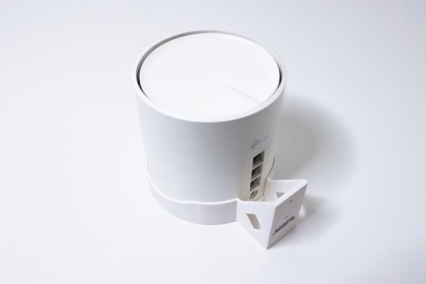 TP-LINK držiak DECO X20/ X50/ X60/ X55/ X10 na stenu WH 