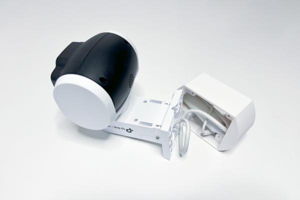 TP-LINK držiak s káblovou krytkou pre kamery VIGI C540V na stenu alebo strop, biely 
