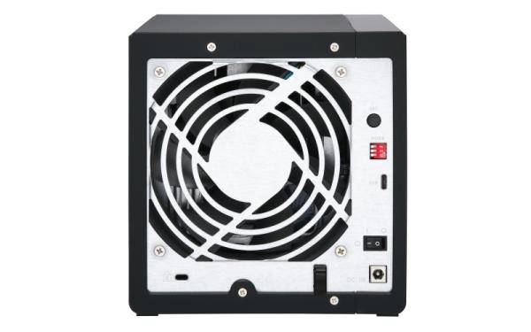 QNAP TR-004 rozširovacia jednotka pre PC alebo QNAP NAS (4x SATA / 1 x USB 3.0 typu C) 