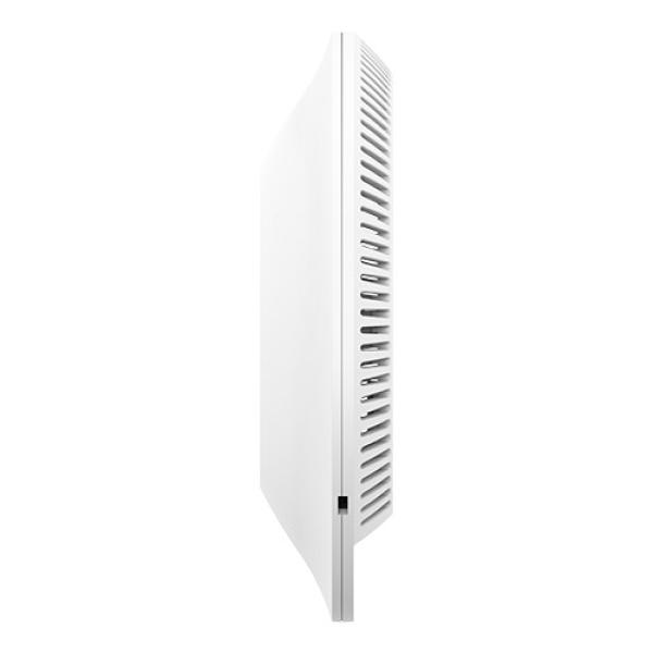 Grandstream GWN7660E prístupový bod Wi-Fi 6, PoE, dosah 175 metrov, vstavaný controller 