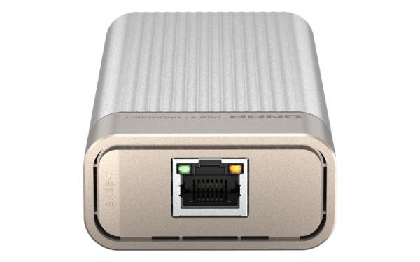 QNAP QNA-UC10G1T - adaptér USB-C 4 (podpora Thunderbolt 3 a 4) na 10GbE NBASE-T (pasívne chladenie) 