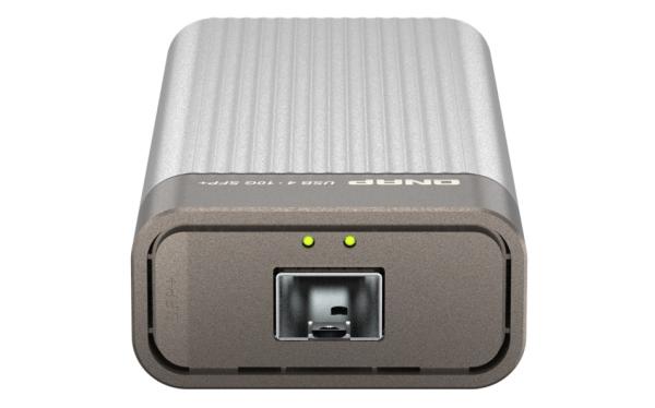 QNAP QNA-UC10G1SF- adaptér USB-C 4 (podpora Thunderbolt 3 a 4) na 10GbE SFP+ (pasívne chladenie) 