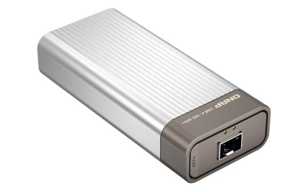 QNAP QNA-UC10G1SF- adaptér USB-C 4 (podpora Thunderbolt 3 a 4) na 10GbE SFP+ (pasívne chladenie) 