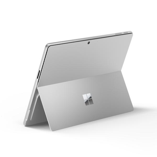Microsoft Surface Pro 13" (11. edícia)/ SD-X Plus/ 13"/ 2880x1920/ T/ 16GB/ 256GB/ Adreno/ W11P/ Platinum/ 2R 