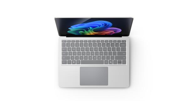 Microsoft Surface Laptop 7 Copilot+/ U7-268V/ 13, 8"/ 2304x1536/ T/ 32GB/ 1TB SSD/ Arc 140V/ W11P/ Platinum/ 2R 
