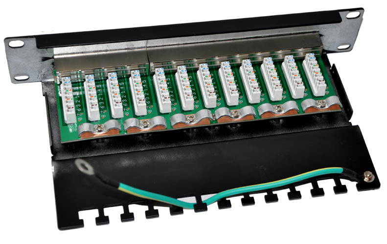Patch panel 10“ STP Cat5e 12 portov 