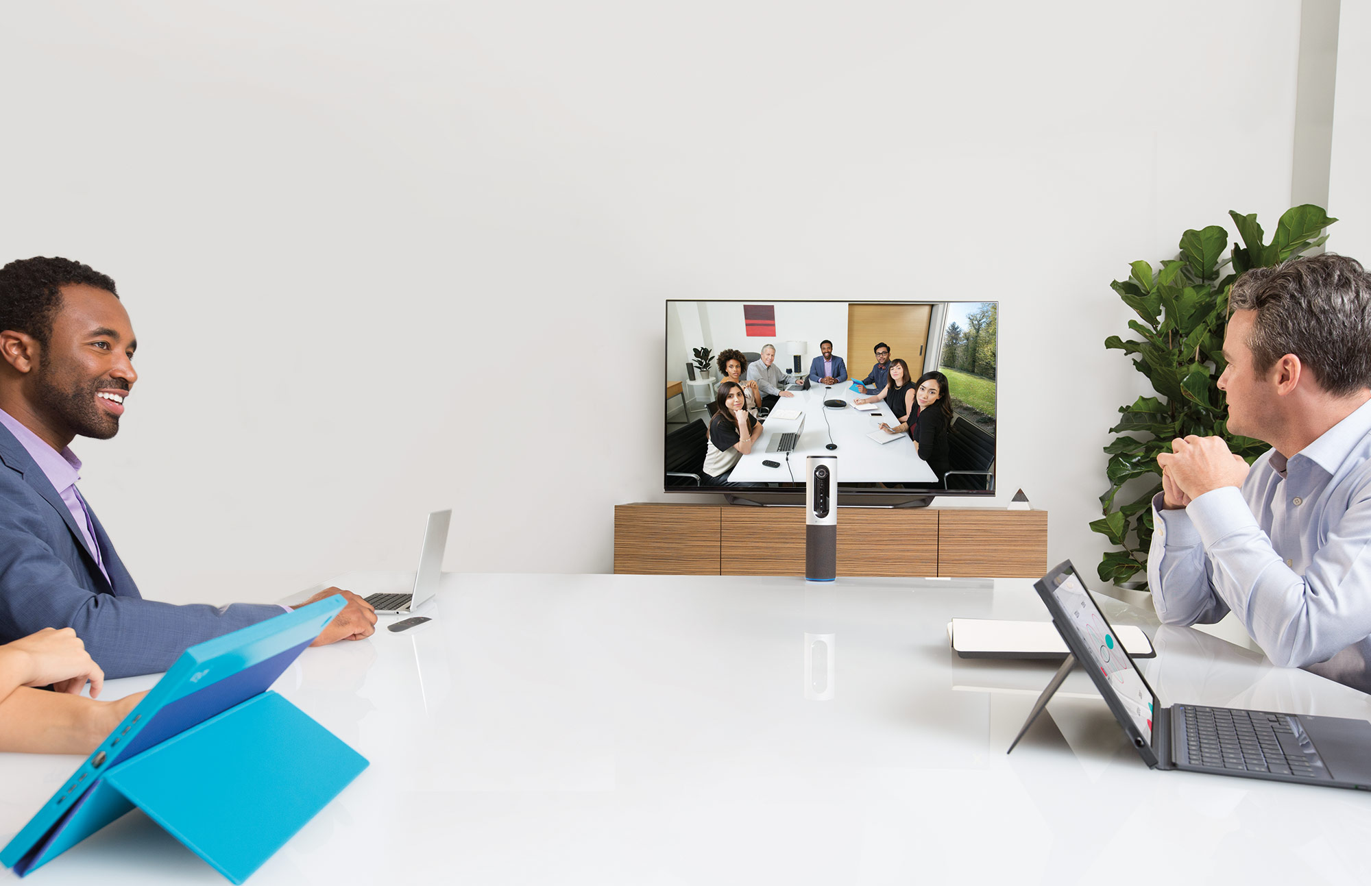 konferenčná kamera Logitech Connect _ 