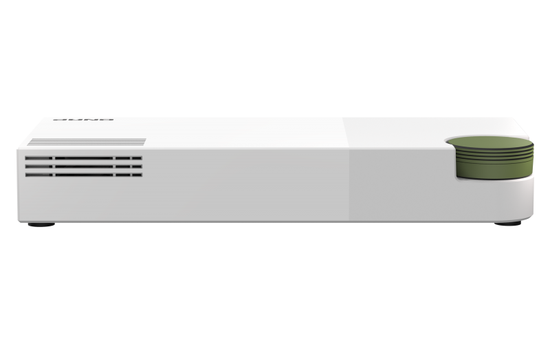 QNAP riadený switch QSW-M2108-2C (8x 2, 5GbE RJ45 a 2x kombinované 10GbE SFP+ / RJ-45) 