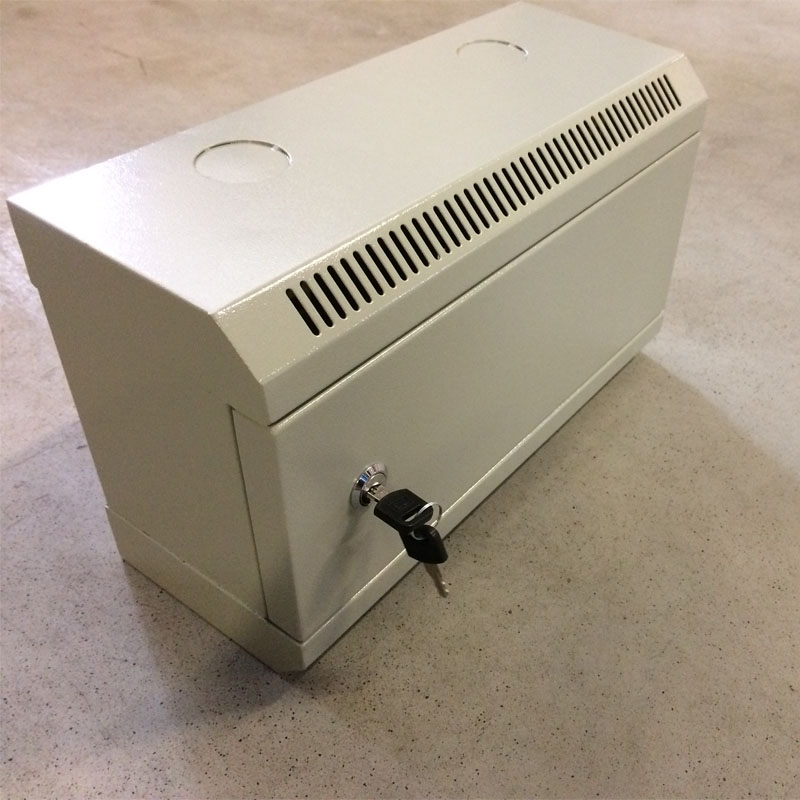10" rack jednodielny 4U/ 140 DATACOM Šedý plech.dvere 
