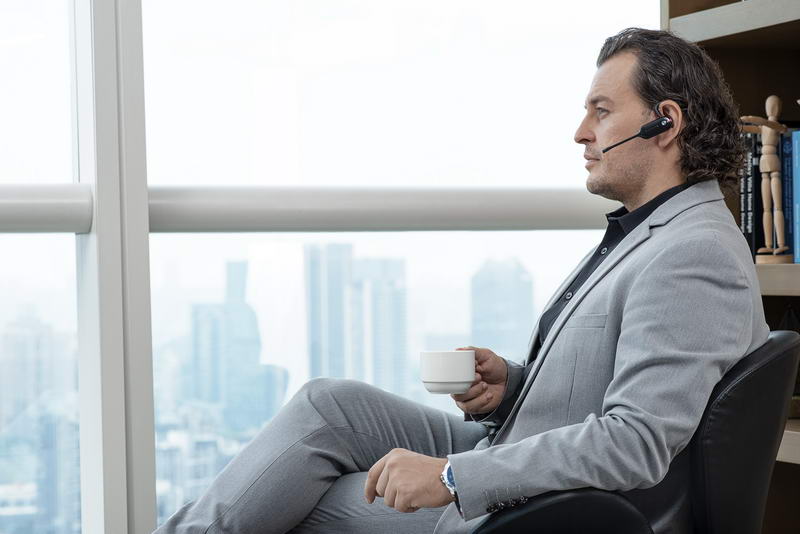 Yealink WH63 DECT základňa s náhlavnou súpravou do jedného ucha 
