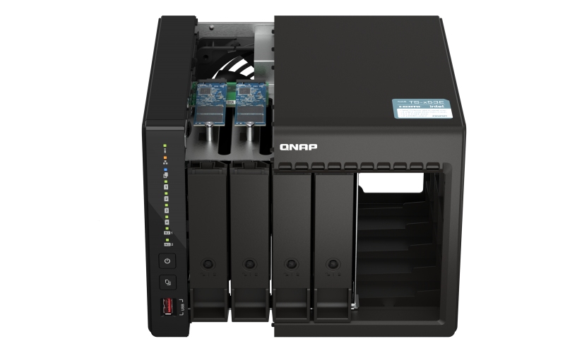 QNAP TS-453E-8G (4core 2, 6GHz, 8GB RAM, 4x SATA, 2x M.2 NVM slot, 2x HDMI 4K, 2x 2, 5GbE, 4x USB) 