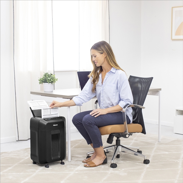 Fellowes Skartovač AutoMax 80 M 