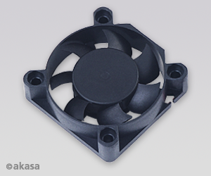 ventilátor Akasa - 40x10 mm - čierny