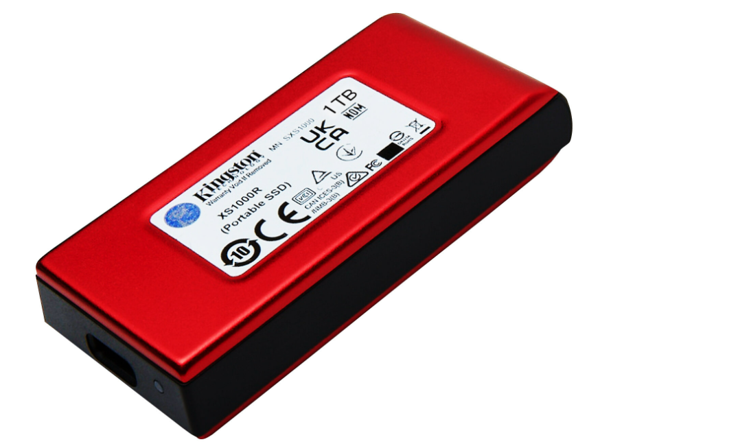 Kingston XS1000/ 1TB/ SSD/ Externý/ Červený/ 5R 