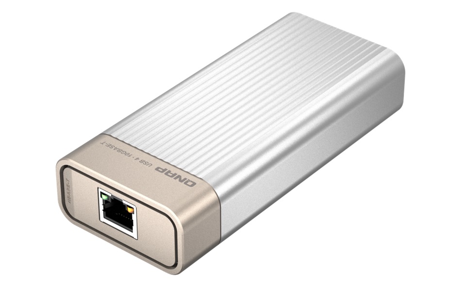 QNAP QNA-UC10G1T - adaptér USB-C 4 (podpora Thunderbolt 3 a 4) na 10GbE NBASE-T (pasívne chladenie) 