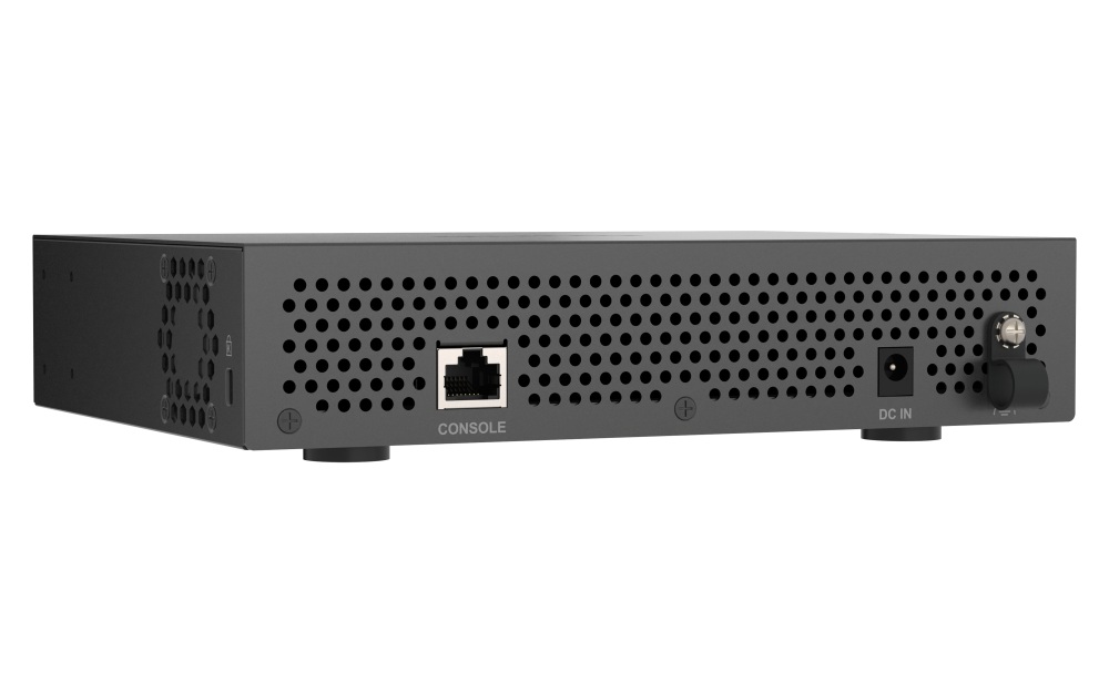 QNAP switch QSW-L3208-2C6T (6x 10GbE port, 2x 10G SFP+/ NBASE-T Combo, Lite Managed) 