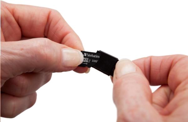 VERBATIM Tablet microSDHC C10/ U1 s USB čítačkou 32GB (R:45MB/ s,  W:10MB/ s)3