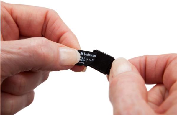 VERBATIM Tablet microSDHC C10/U1 s USB čítačkou 64GB (R:70MB/s, W:10MB/s)3