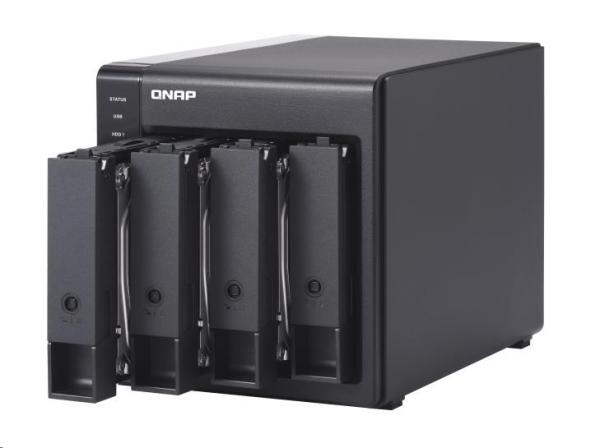 QNAP TR-004 rozšiřujicí jednotka (4xSATA,  USB-C 3.2 Gen1)2