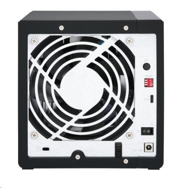 QNAP TR-004 rozšiřujicí jednotka (4xSATA,  USB-C 3.2 Gen1)1