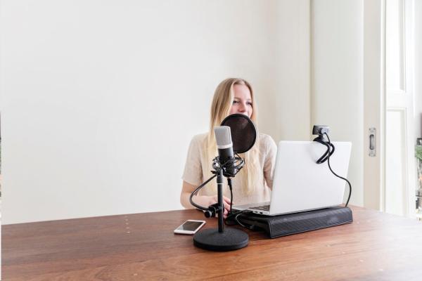 Mikrofón TRUST GXT 252 Emita Streaming Microphone14