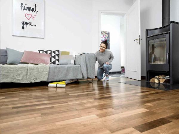 Karcher FC 3 Cordless podlahová myčka,  systém dvou nádrží,  Li-Ion baterie,  60 m2 na jedno nabití7
