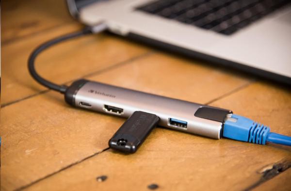 VERBATIM 49141 Multiportový USB-C HUB,  2x USB 3.0,  1x USB-C,  HDMI,  LAN,  šedý dok2
