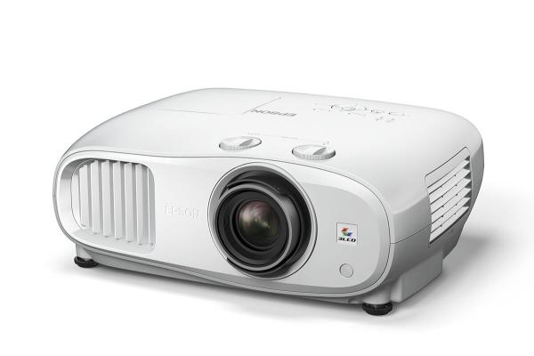 EPSON projektor EH-TW7000,  4K,  16:9,  3000ANSI,  40000:1,  USB 2.0,  HDMI,  Bluetooth,  5000h durability1