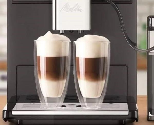Melitta CI Touch F630-102 automatický kávovar,  1400 W,  15 bar,  vestavěný mlýnek,  nádoba na mléko,  černý4