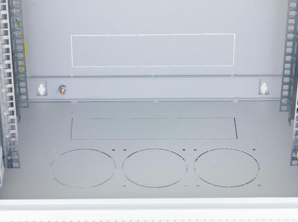 19" jednodielny rack TRITON 9U/ 600 mm,  odnímateľné bočné kryty,  čierny7