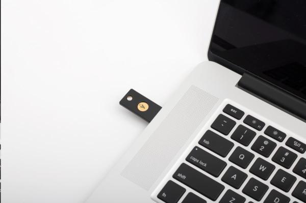 YubiKey 5 NFC - USB-A, kľúč/token s viacfaktorovou autentifikáciou (NFC), podporou OpenPGP a Smart Card (2FA)4