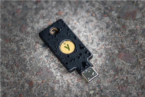 YubiKey 5C NFC - USB-C,  kľúč/ token s viacfaktorovým overovaním (NFC),  podporou OpenPGP a čipových kariet (2FA)5