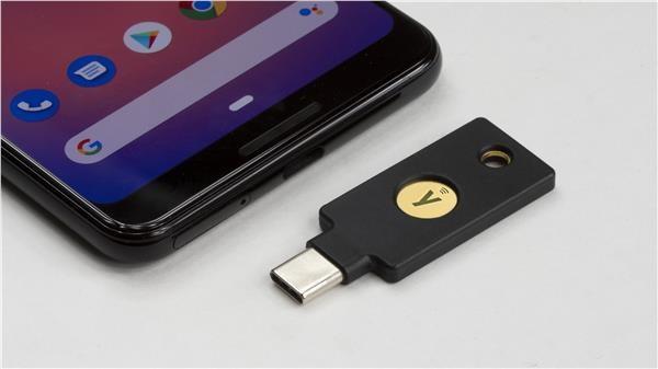 YubiKey 5C NFC - USB-C,  kľúč/ token s viacfaktorovým overovaním (NFC),  podporou OpenPGP a čipových kariet (2FA)4