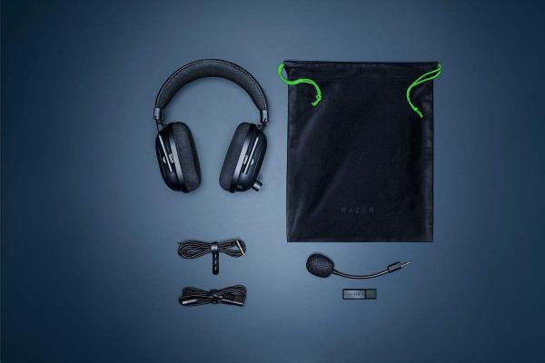 RAZER sluchátka s mikrofonem BlackShark V2 Pro,  Wireless Esports Headset1