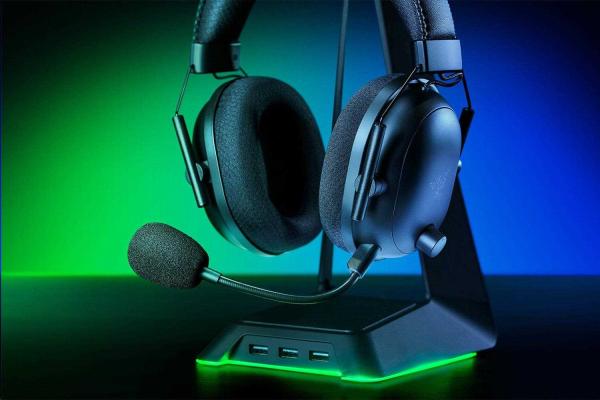 RAZER sluchátka s mikrofonem BlackShark V2 Pro,  Wireless Esports Headset4