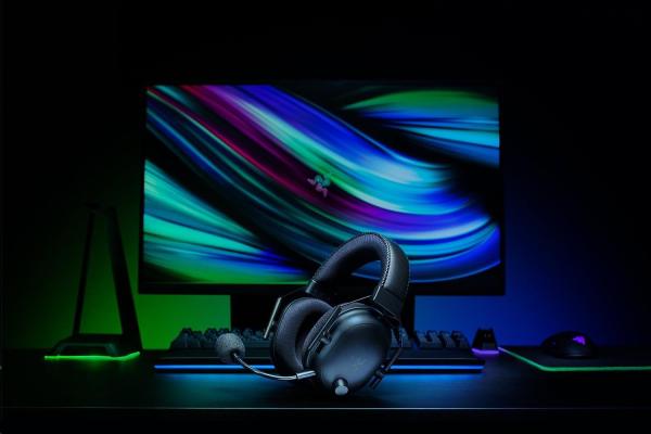 RAZER sluchátka s mikrofonem BlackShark V2 Pro,  Wireless Esports Headset5