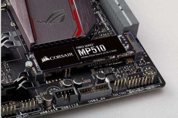 CORSAIR SSD 960GB Force MP510 (R:3480,  W:3000 MB/ s),  M.2 2280 NVMe PCIe,  čierna5