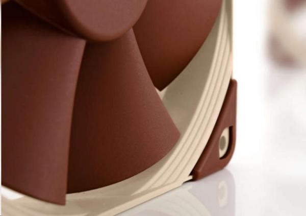 NOCTUA Ventilátor NF-F12 5V,  120mm,  hnědá1